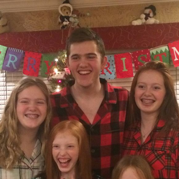 Meet your Posher, Kim - Picture 1 of 1